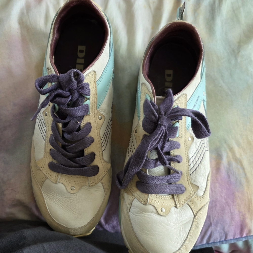 Diesel Women's Sneakers in Cream and Blue